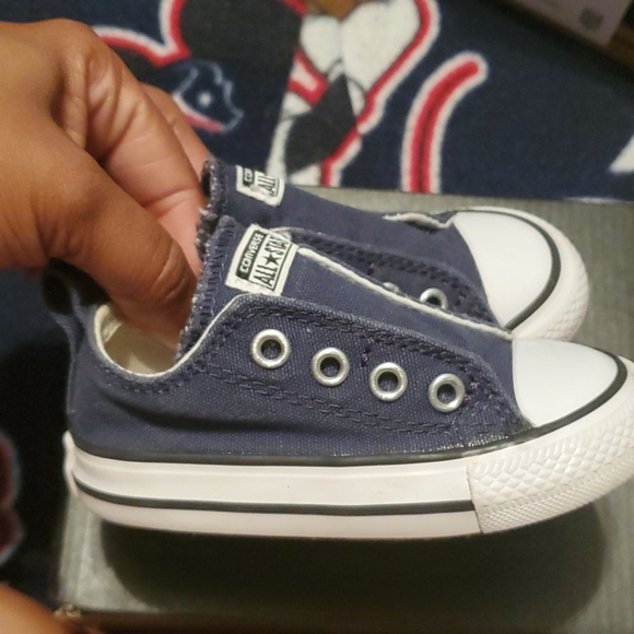 Sneakers - Picture 2 of 5